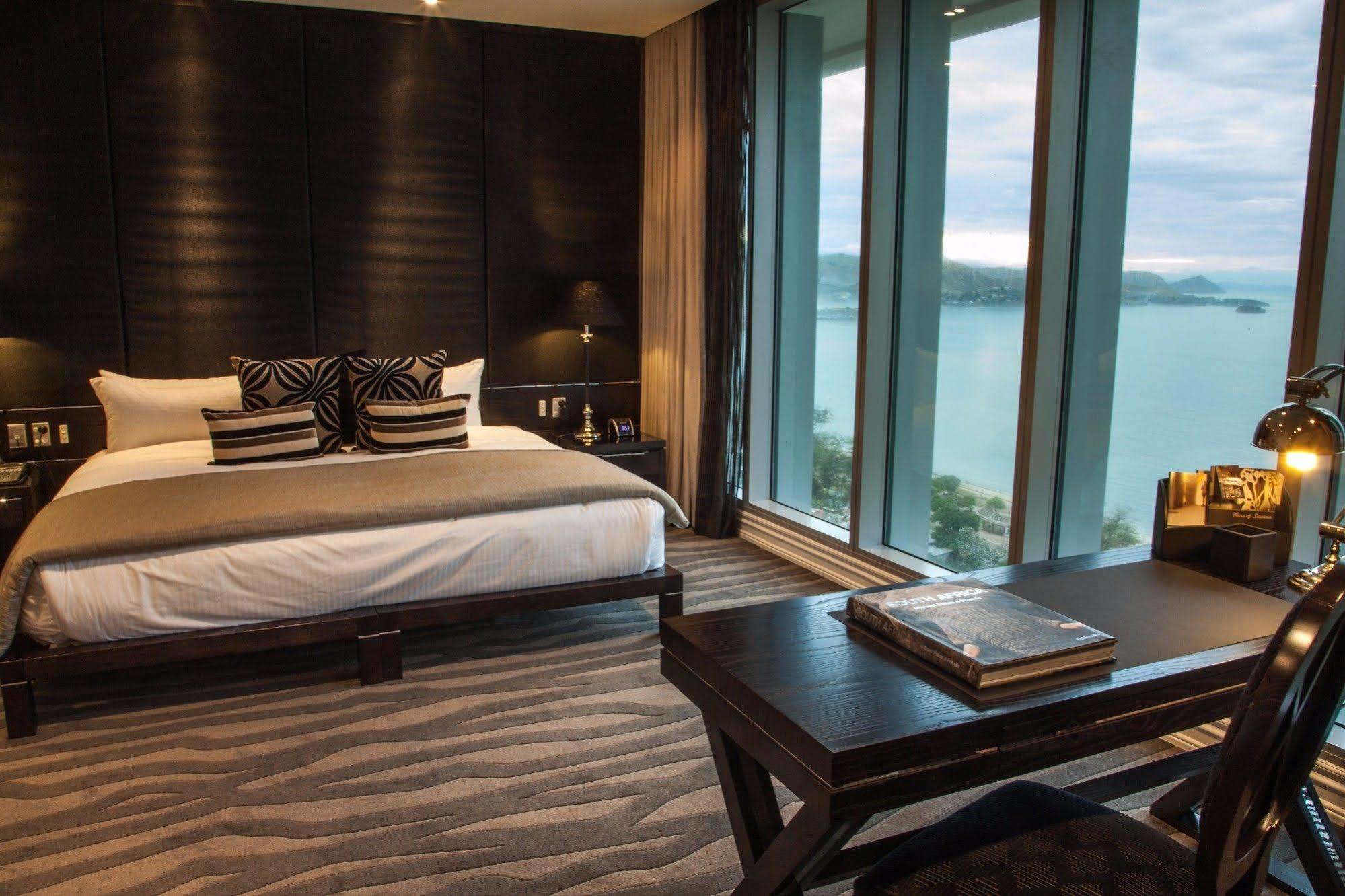 Grand Papua Hotel, A Member Of Radisson Individuals Port Moresby Exterior foto
